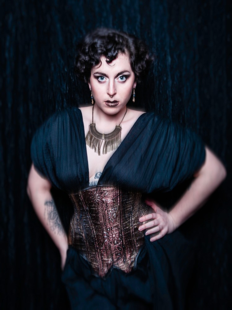 Corset underbust Nyx d'inspiration Edwardienne Par Maison Charlie Grilhé Autoportrait par Camera Historia